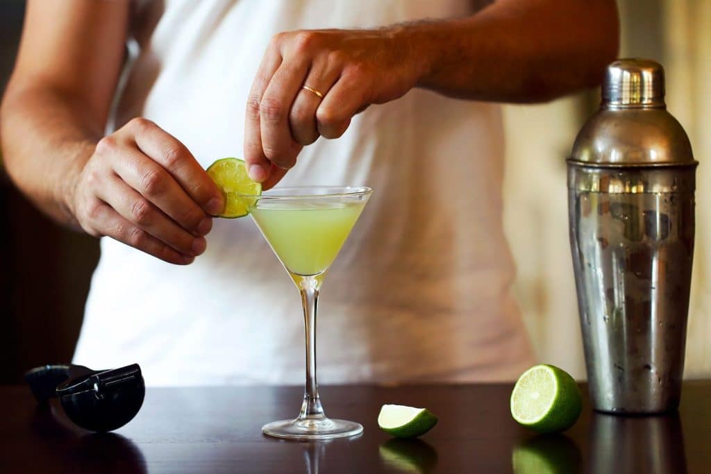 Which Cocktails Should Not Be Shaken?