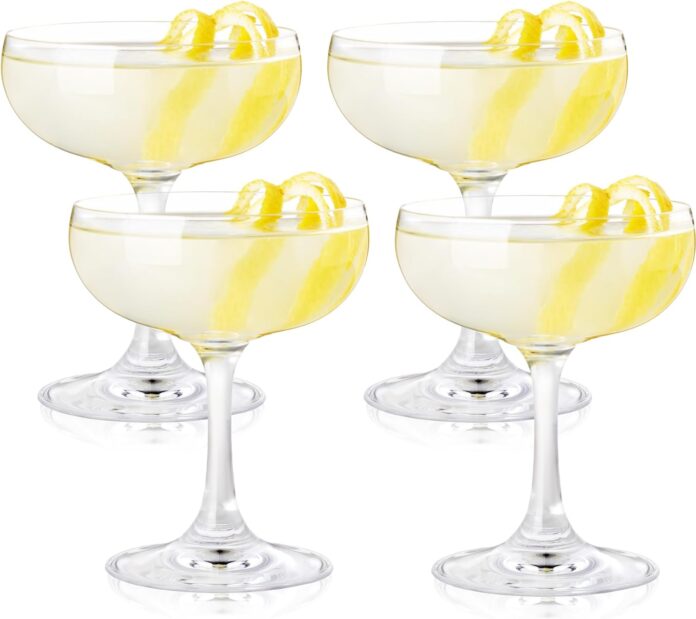 true coupe cocktail glasses barware drinking glasses martini daiquiri manhattan coupe glasses set of 4 clear 1
